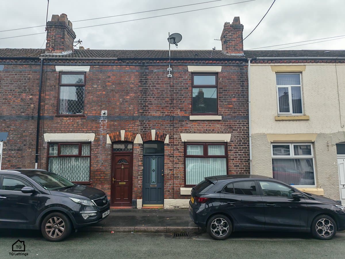 Saxon Terrace, Widnes, WA8