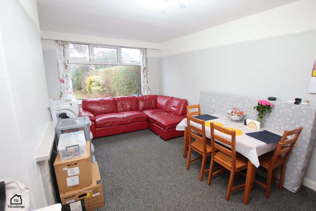 Langdale Road, Sale, M33, photograph 3