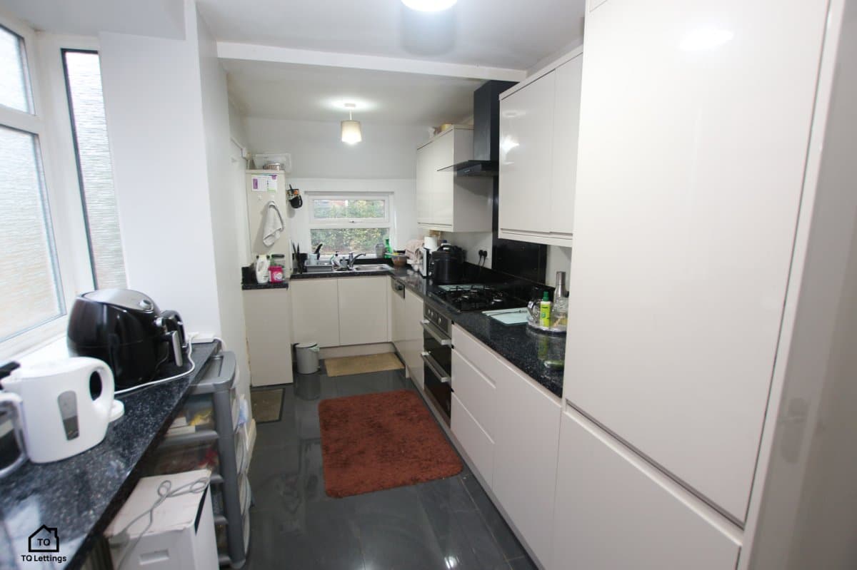 Langdale Road, Sale, M33, photograph 4